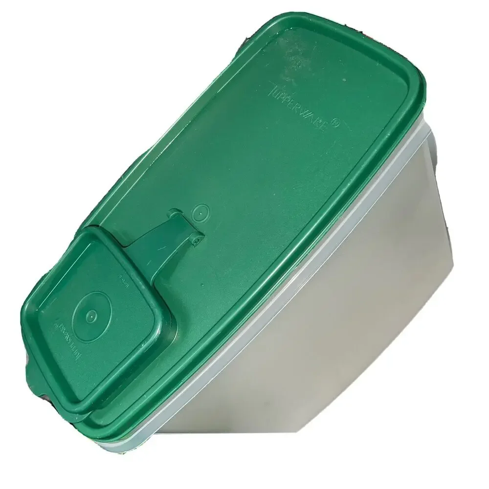 Tupperware Super Cereal Keeper Large 20 Cup Container 1588 1590 Green Vintage